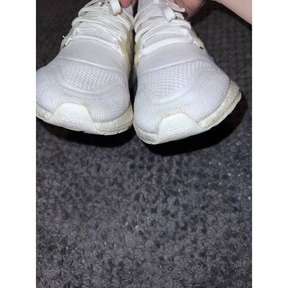 ADIDAS UltraBoost 22 Triple White Womens Sz 6 - Picture 6 of 14